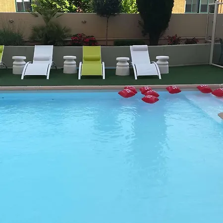Отель Ibis Centre Gare 3*