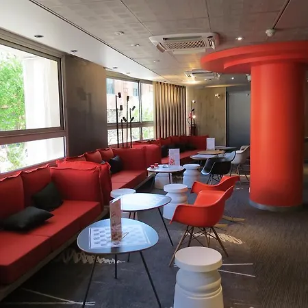Отель Ibis Centre Gare