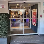 Ibis Centre Gare Hotel 3*