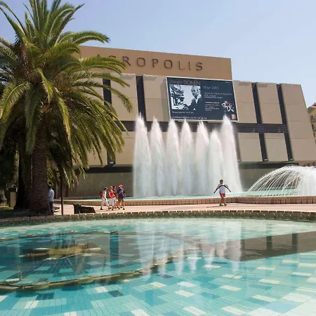 Ibis Centre Gare Otel