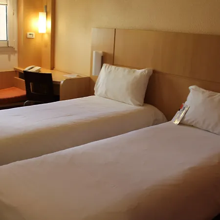Ibis Centre Gare Отель 3*