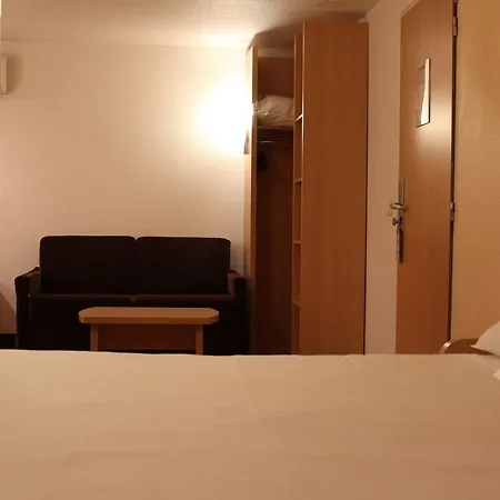 Ibis Centre Gare 3*