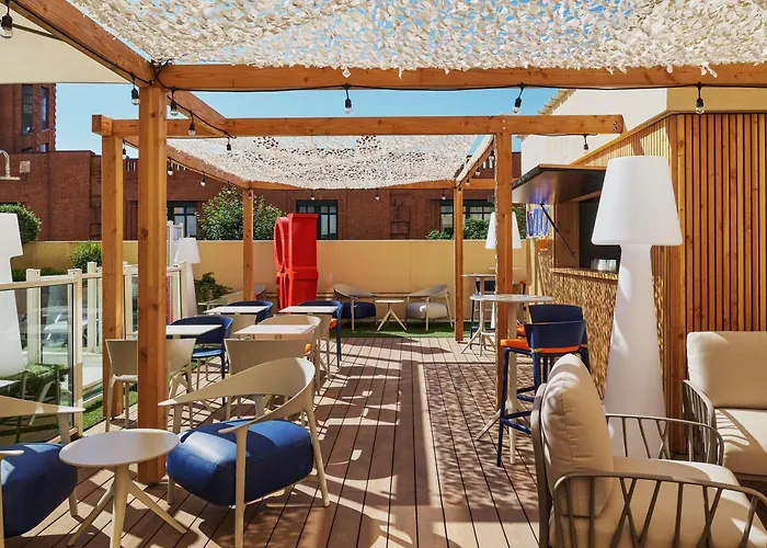 イビス サントル ガール ニース